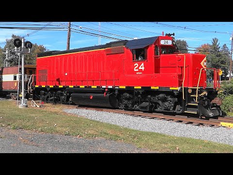 EMD GP15-1 Leads Whippany Rail Museum's Pumpkin Patch Train