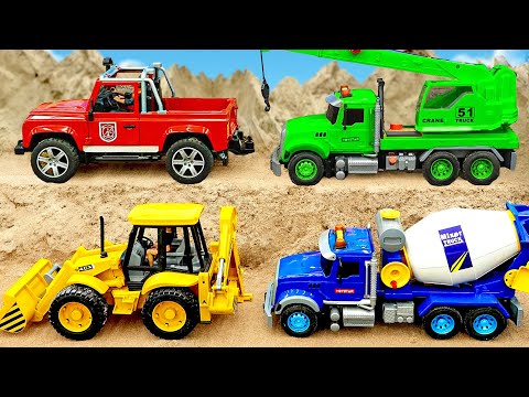 Rescue Police Car from the Hand in Cave with Construction Vehicles Fire Truck | Enjo mini farm