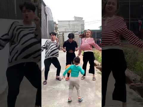 Nào mình cùng nhảy lên 💃🏻😂🤣#shorts