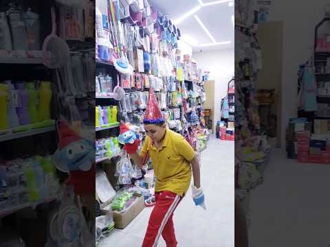لما تكون عايز تعمل عيد ميلاد لخوك ومش معاك فلوس 😂😂🤦 #funny #youtubeshorts #shorts