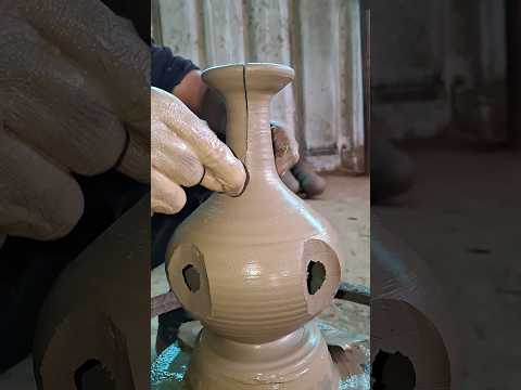 amazing claypot 👌 😊 ❤️ #shorts #short #pottery #youtubeshorts #clay #USA #Canada #unaitedstate #art