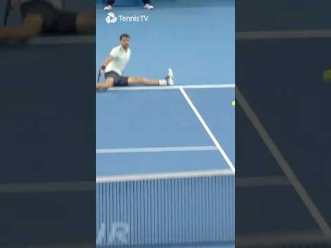 Grigor Dimitrov FROM THE FLOOR 🕺