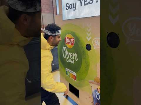كيف تاخد شيبس ببلاش عند الاجانب!😳 #foryou #اكسبلور #explore #viral