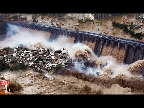 Emergency evacuation in China! The dam has broken, the giant metropolis is flooded!