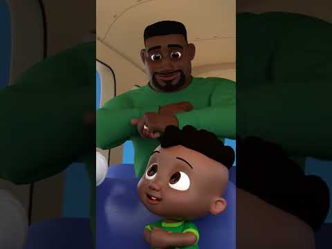 Wheels on the Bus Go Round and Rounds 🚌 #Cocomelon #bus #songs #veichles #learning #shorts