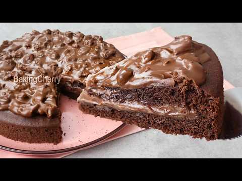 This Chocolate Cake Comes Out Of The Oven Already Filled! So Creamy!