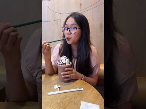 Tambay ng Starbucks 😃🥤 #coffeeshop #frappe #coworkersbelike