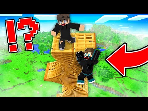 ماين كرافت ولكن حاولت اهرب من اعلى باب في العالم !؟