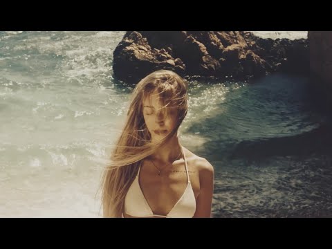 Sara Kajari - Drew Me To You (Official Music Video)