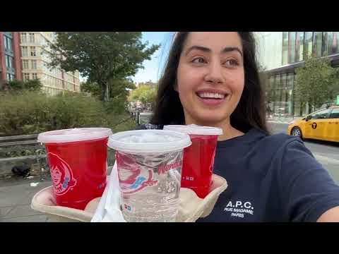 EATING WENDY’S FOR THE FIRST TIME ON MY LUNCH BREAK IN NEW YORK **MUKBANG**