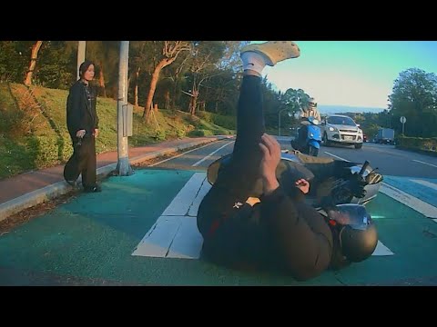 【夜貓搶先】要在路口讓行人結果被同學追尾…路人還給我笑