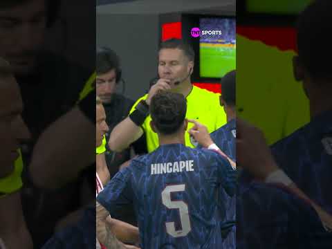 O VAR "MARCOU" E ALVAREZ CRAVOU! O ARGENTINO DEIXOU O GOLEIRO RAYA SEM SE MEXER #shorts