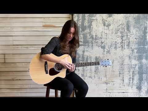 Angela Petrilli Reviews the Martin SC-13E Guitar