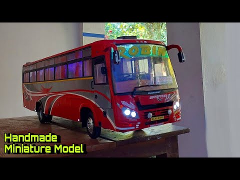 ROBIN BUS MINIATURE MODEL