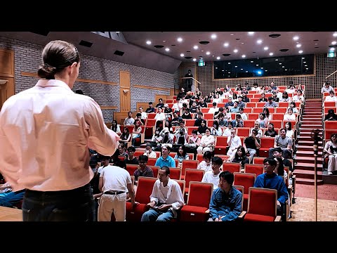 HABLÉ ante 140 PERSONAS en 4 IDIOMAS en JAPÓN