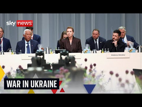 Starmer, Zelenskyy and EU leaders arrive at summit in Denmark