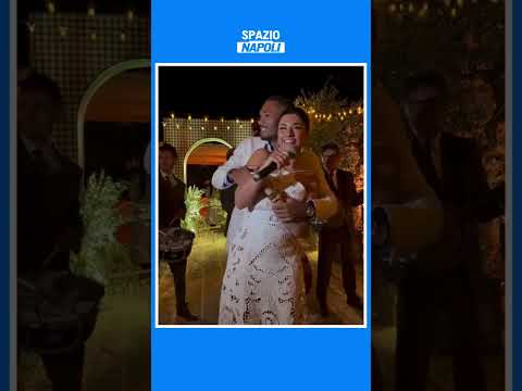 Juan Jesus scatenato: sentitelo cantare in napoletano 🤩🎤 #shorts