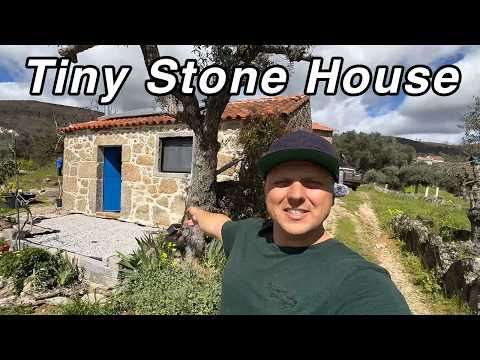 NATURAL Off the grid DREAM Home in Just 215 SqFt!