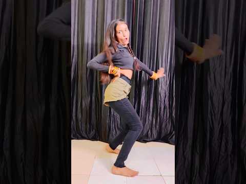 12 ladke 😂😘♥️ #newsong #song #music #payaldancer #tonykakarnewsong #nehakakkar