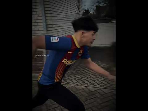 Barcelona Fan vs Police