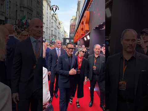 Robert Downey Jr. Looks Amazing At Premiere #robertdowneyjr