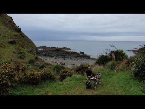 XR400 Trail Ride to a Remote NZ Beach – Discovering Giant Whale Bones & Sea Caves!