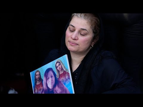 شاهد: قداس صباحي على أرواح ضحايا زفاف الحمدانية في العراق…