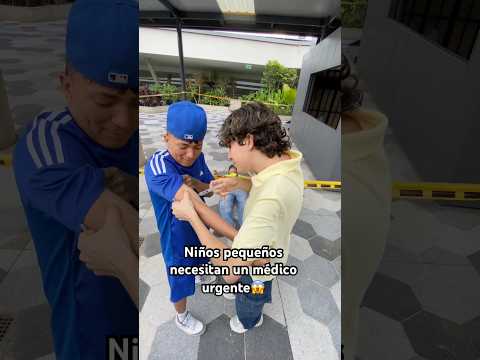 Niños pequeños necesitan un médico urgente😱