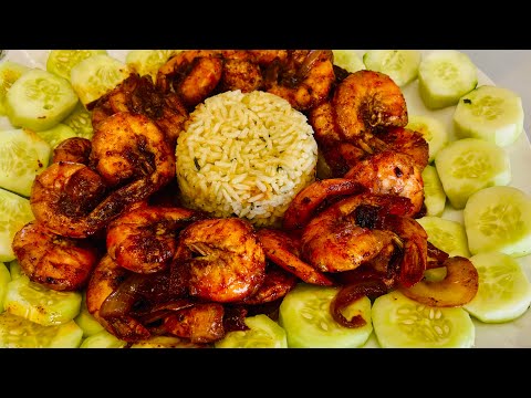 Camarones A La Cucaracha Con Salsa Macha De Jamaica