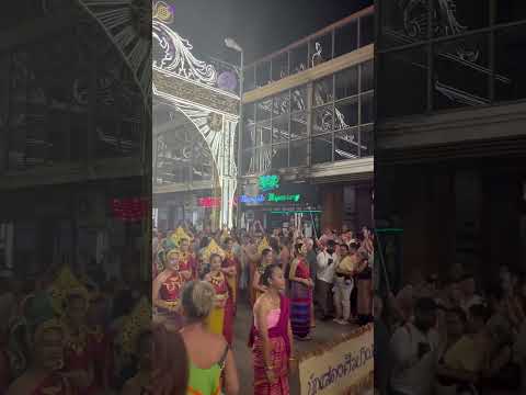 超熱鬧的清邁水燈節 2024