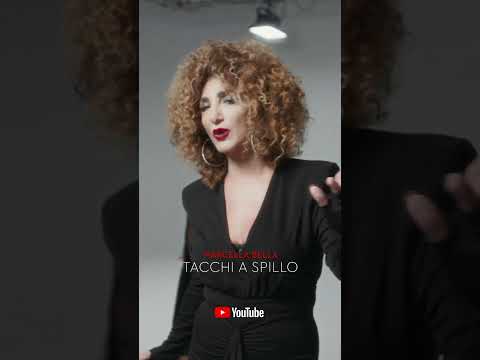 ll video di “Tacchi A Spillo” è finalmente disponible  👠Correte a vederlo! #shorts