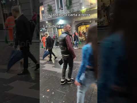 POV:QUANDO LANCI UNA CARTA A TERRA A SCUOLA
