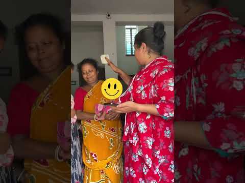 মাসিরা আশীর্বাদ করতে এলেন 🥰🥰