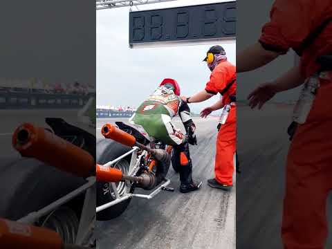 STAGE12 200CC FL-R EN ACTION 🧡🧡