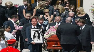 Adriana Louvier falleció repentinamente a la edad de 44 años, en su funeral los fans lloraron mucho