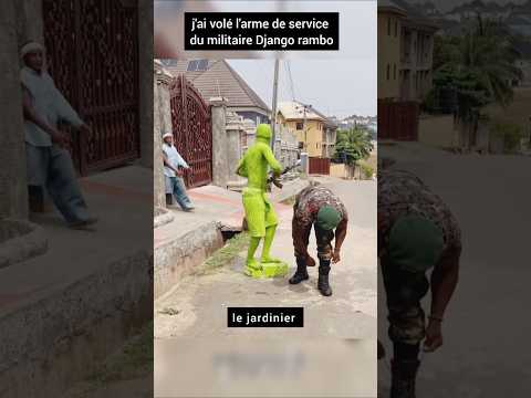j'ai volé l'arme de service du militaire Django rambo