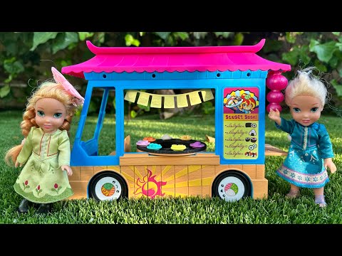 Sushi restaurant with Elsa and Anna toddlers