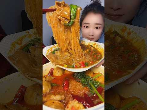 <strong>Eating</strong> MASSIVE Spicy Noodles 🍜🌶️ | Extreme Spicy Mukbang &amp; Satisfying <strong>Eating</strong> Sounds