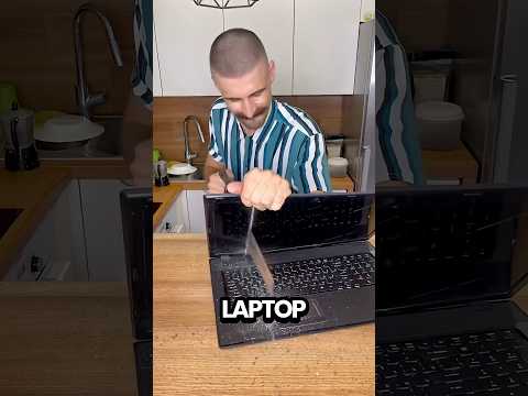 The Laptop That Didnโt Fit