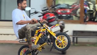 കുഞ്ഞൻ ബൈക്ക് വലിയവർ ഓടിക്കുമ്പോൾ carefully ⚠️🤥 #minibike #dirtbikes