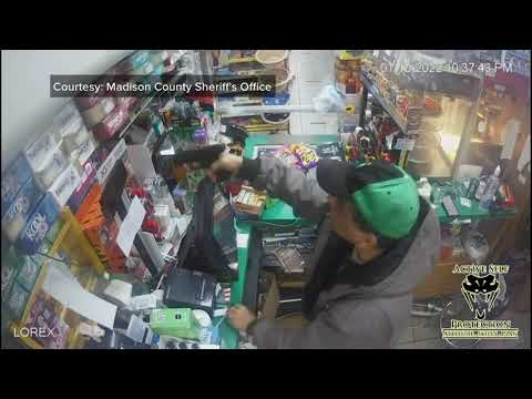 Armed Clerk Defends His Store in Ohio
