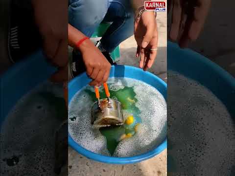 सड़क पे बर्तन साफ़ करने कि अनोखी ट्रिक #shorts