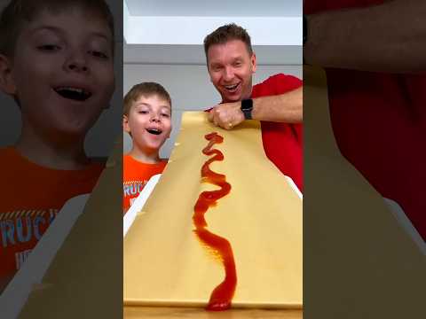 How to remove ketchup from the table lifehack 😱🤪