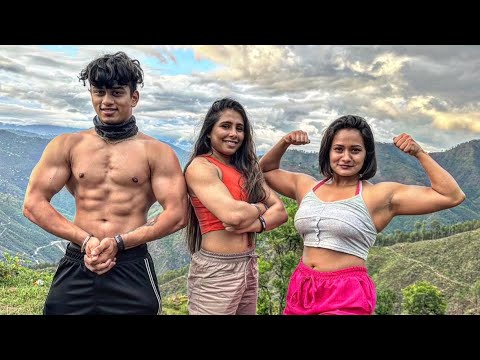 //ARMWRESTLING IN PUBLIC 😨//WITH TWINKLE AND DIKSHA 🤩//~Aryan Kandari