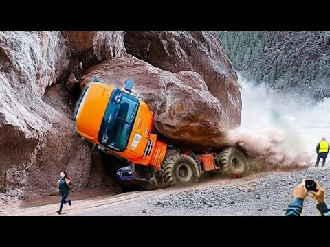 Dangerous Moments Idiot Truck, Heavy Equipment Driving Fail, Total Idiot Truck & Car Compilation #10