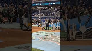 Shohei Ohtani hits a pair of hits to the 1B mesh