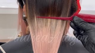 Cómo extraer los tintes fantasía del cabello
