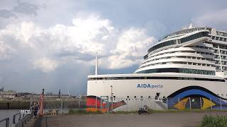 AIDAperla & MV Hamburg gemeinsam Kurs Southampton / 27.06.2026