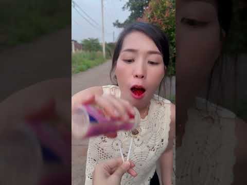 anh chàng tốt bụng ăn cây kẹo xí muội ngon tuyệt #shorts