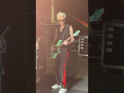 JT Pre CHIC warm up!